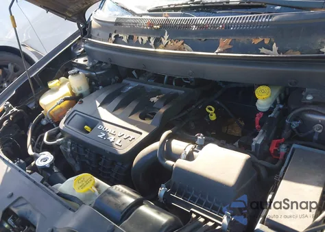 2014 Dodge Journey Sxt z USA, uszkodzony, nr VIN 3C4PDCBB8ET240975